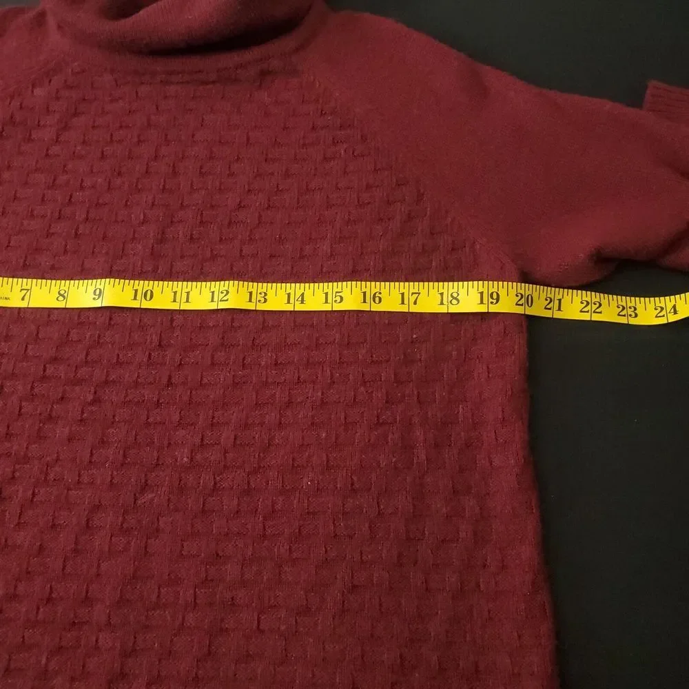 C&C California Womens Turtleneck Sweater Large Red Burgundy Long Sleeve Wool - Picture 6 of 13